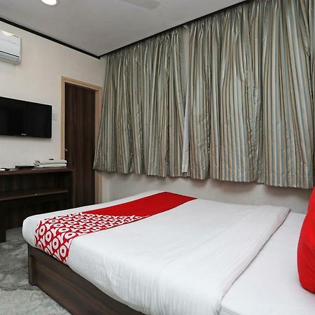Oyo 15966 Hotel Shivam Kolkata Eksteriør bilde