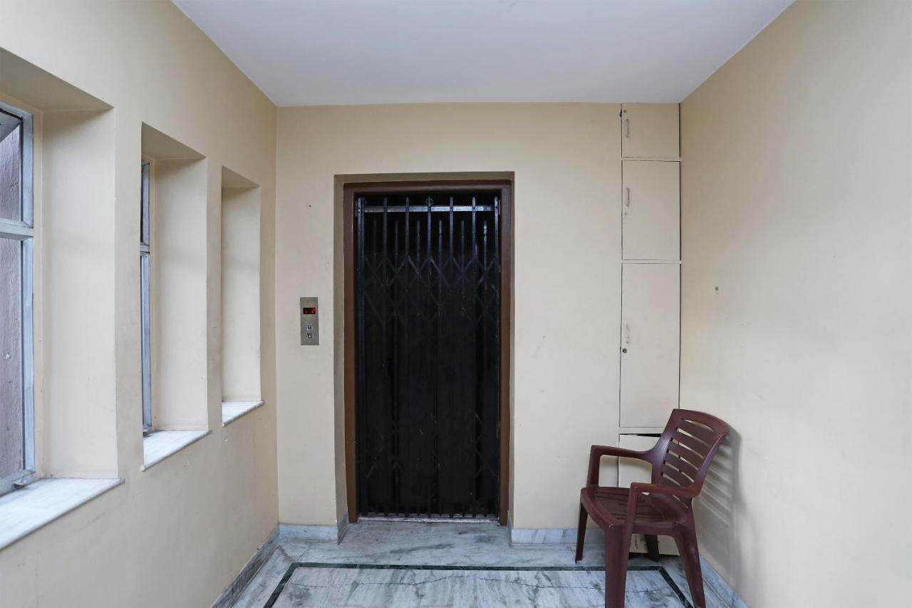 Oyo 15966 Hotel Shivam Kolkata Eksteriør bilde