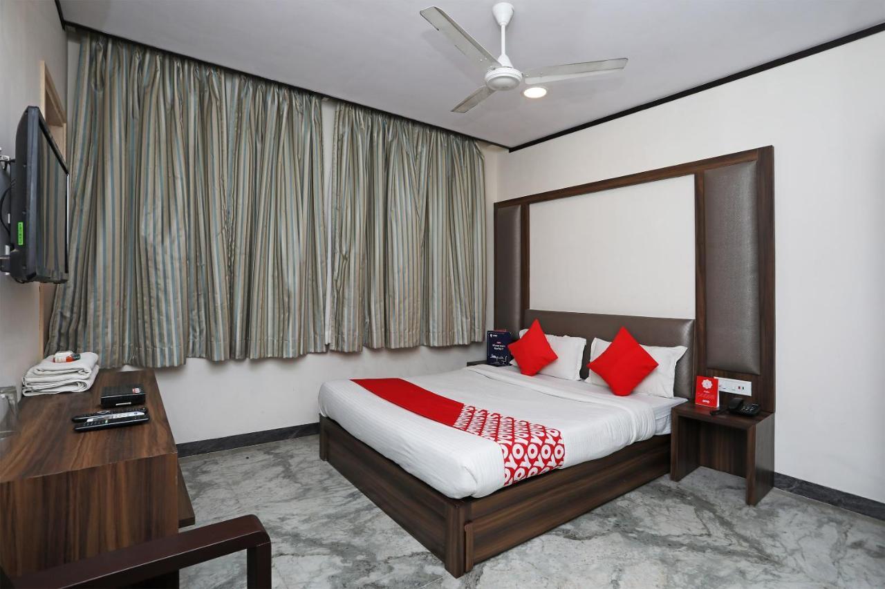 Oyo 15966 Hotel Shivam Kolkata Eksteriør bilde