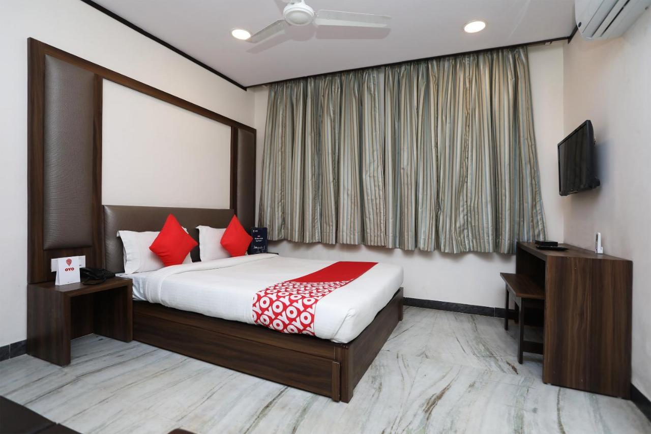 Oyo 15966 Hotel Shivam Kolkata Eksteriør bilde